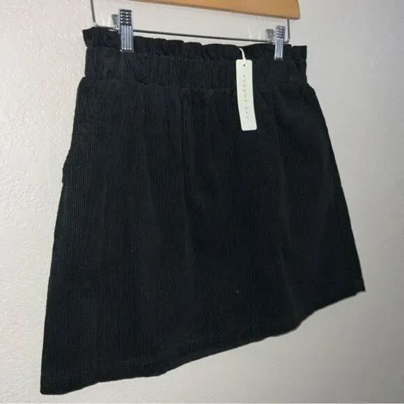 NWT Copper Key Black Corduroy Paperbag Waist Mini Skirt size L - Picture 3 of 6